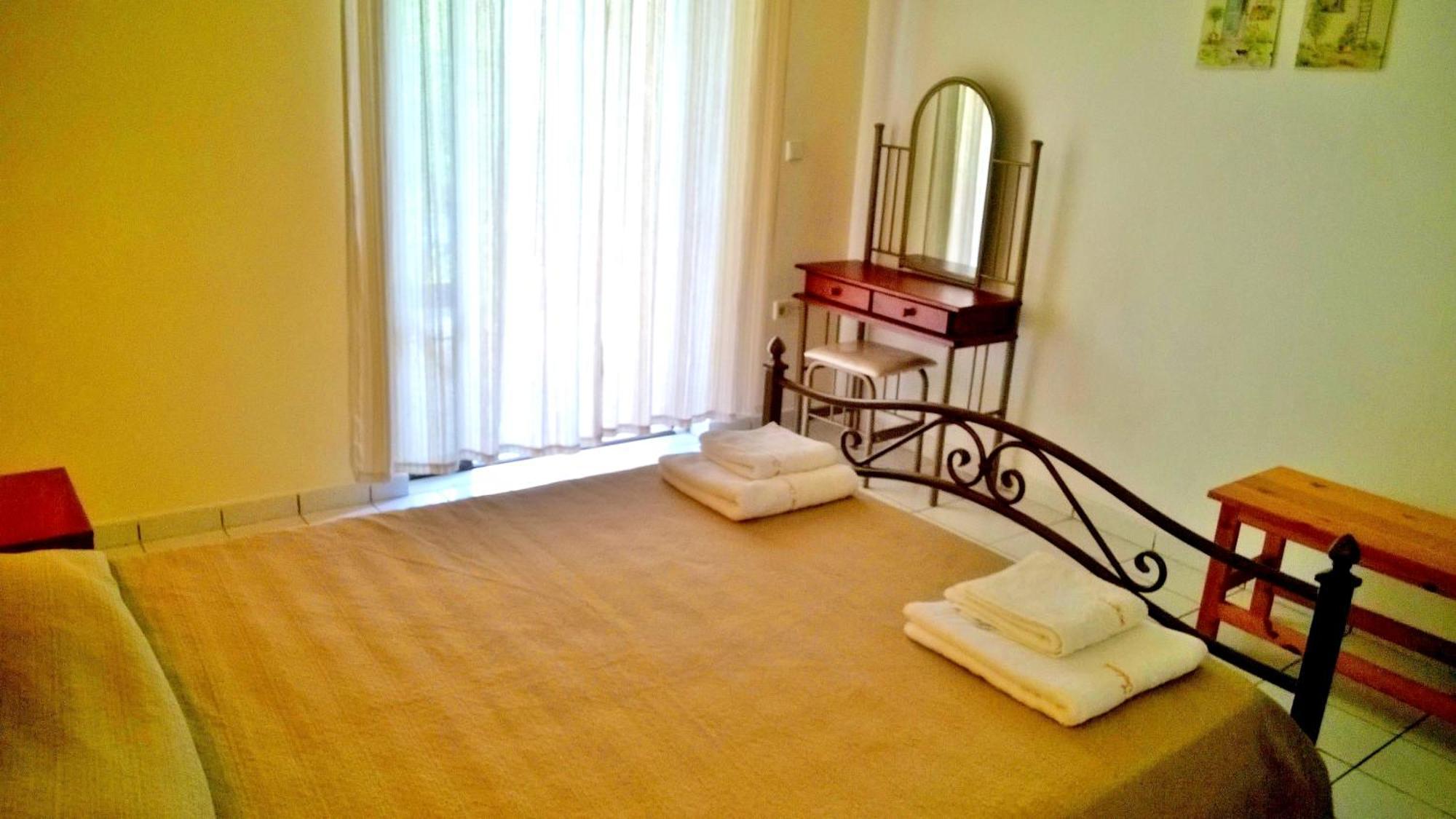 Irini Apartments And Studios 카보스 외부 사진