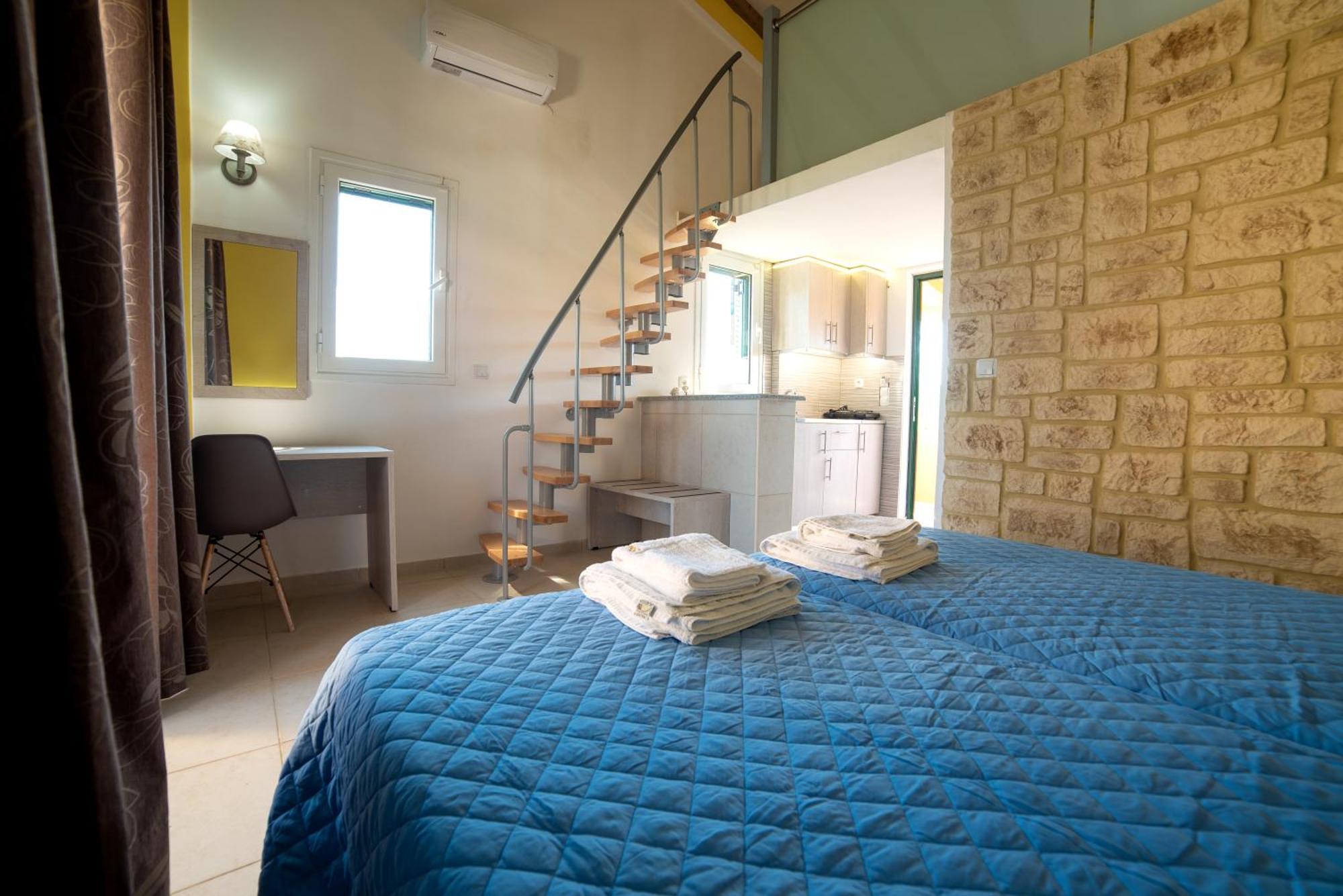 Irini Apartments And Studios 카보스 외부 사진